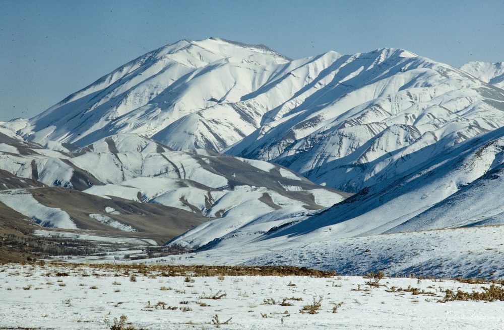 【JPG清晰版】._伊朗，雪峰和风景